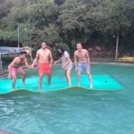 حصيرة عائمة لحمام السباحة