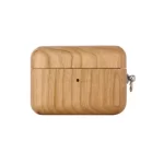 estuche airpods pro de madera auténtica en color natural